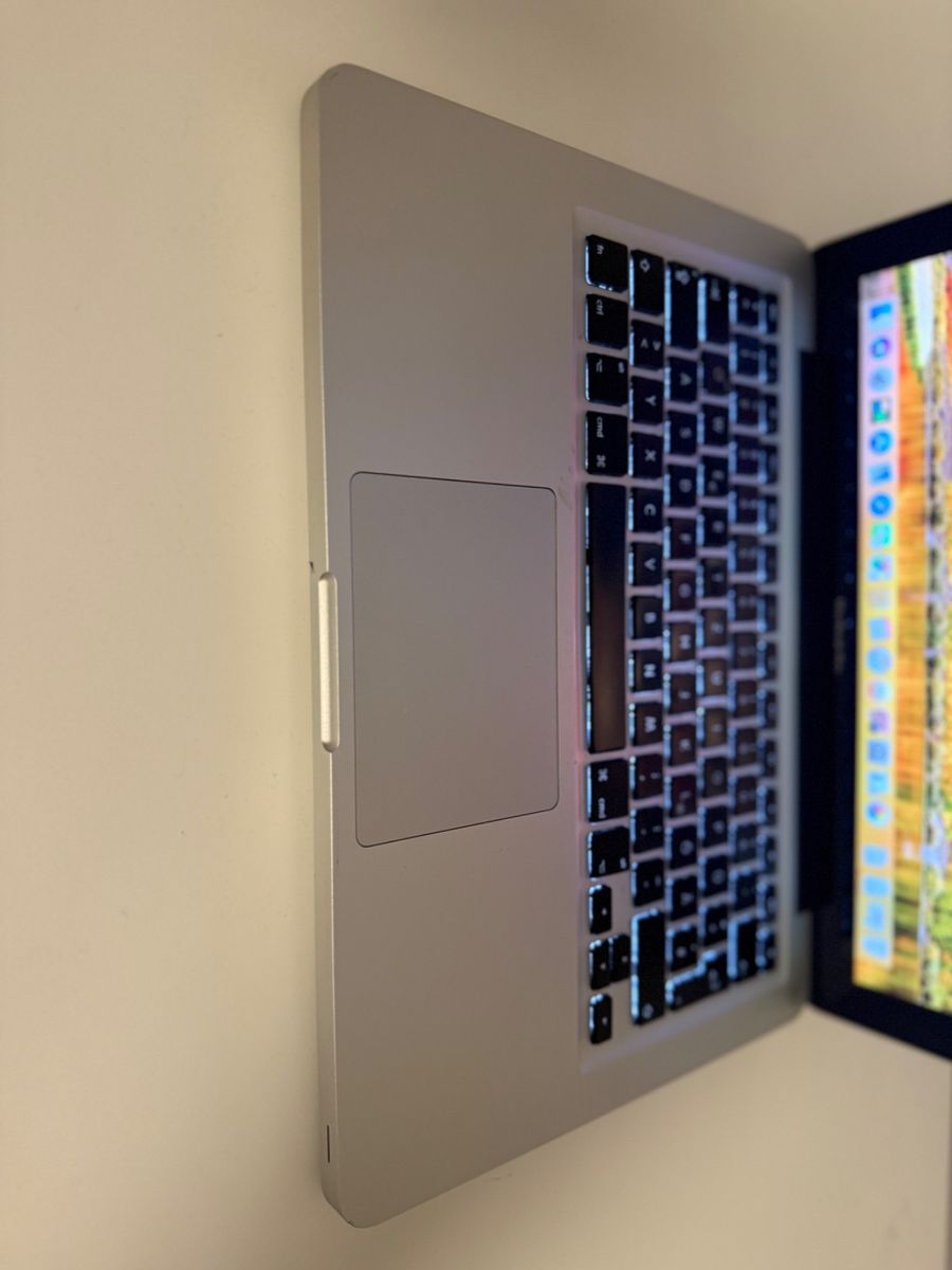 MacBook Pro i5 late 2011