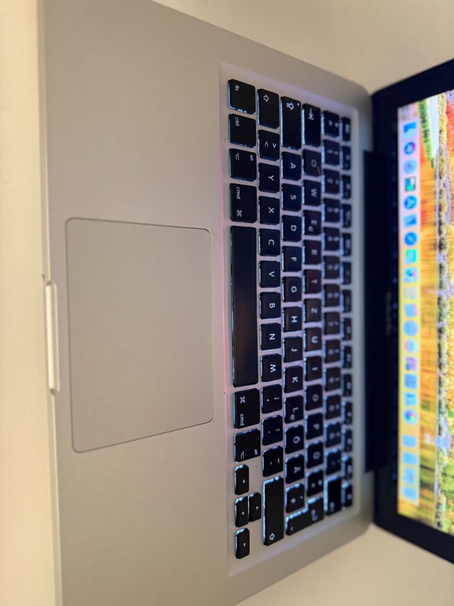 MacBook Pro i5 late 2011